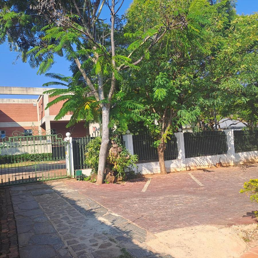 Moonlight Guesthouse Pretoria Exterior photo